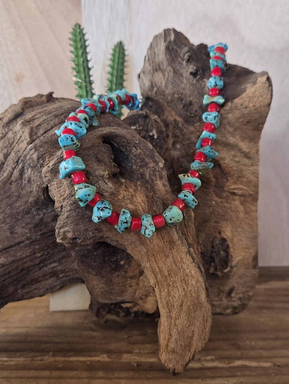 Vintage Southwestern Turquoise Red Beaded Necklace